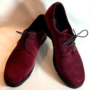 LA CANADIENNE Sz 7.5 Oxfords Brogues Lace Up Shoes Burgundy Suede Academia